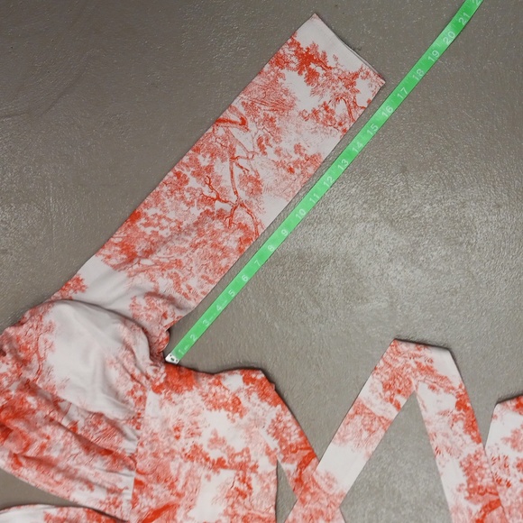 IN THE STYLE SALMON PINK, ZIP BACK, CROPPED TOP - Picture 4 of 13